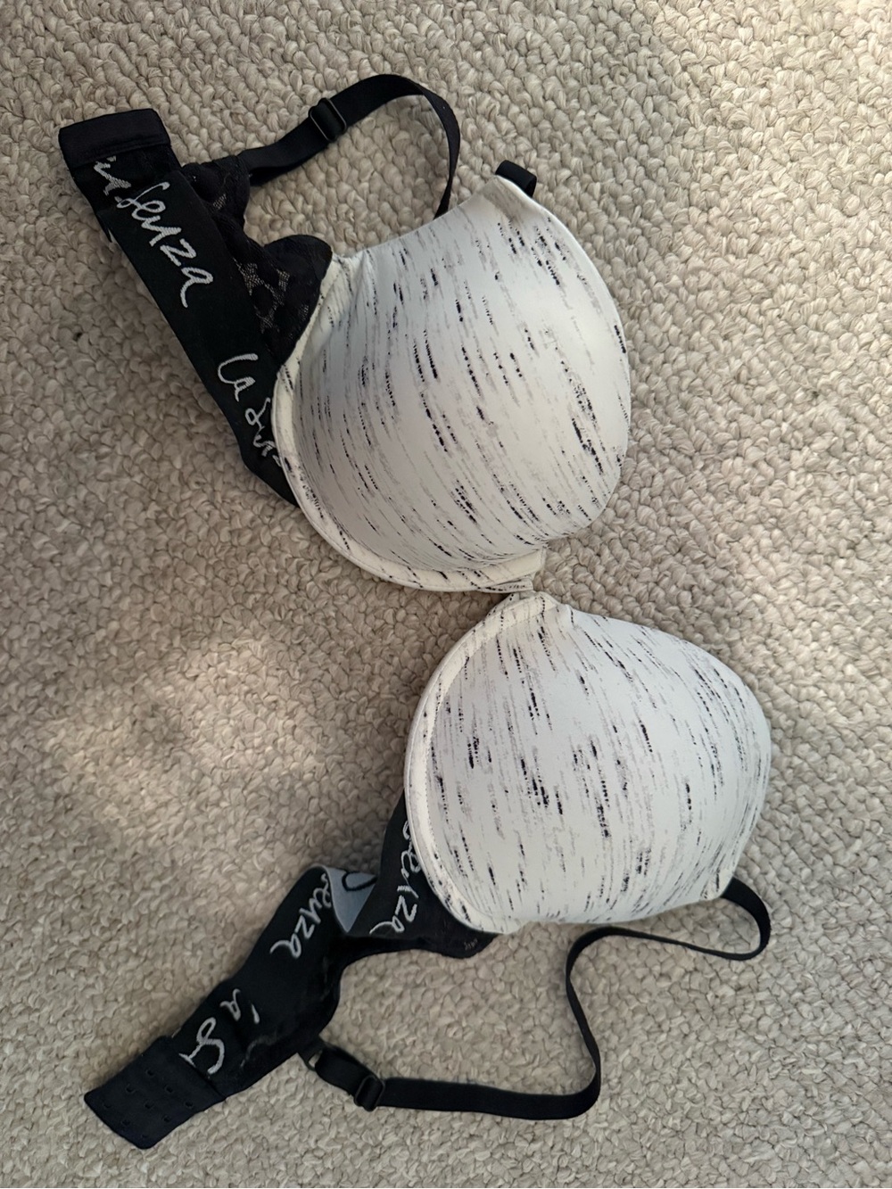 La SENZA Black Bra with Hot Pink Tag